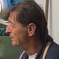 Uz njegove hitove radi nostalgija: Pevač okupljao bivšu Jugu na svojim nastupima, prepoznajete li ga?