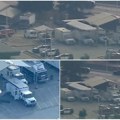 Eksplozija u Los anđelesu Poginule tri osobe, uništena vozila specijalaca, a sve se desilo u bazi Šerifove službe (foto, video)…