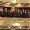 Uživo svečana akademija Premijer Macut i patrijarh Porfirije na obeležavanju Dana zastave u Narodnom pozorištu