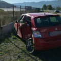 (Foto) "sudar je bio silovit": Nesreća kod Užica, jedno vozilo izletelo s puta: Hitna pomoć i policija na licu mesta