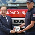 Helikopter za gašenje požara stiže u Niš, novo vatrogasno vozilo u Prokuplju: Dačić najavio dodatna opremanja službi