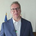 Vučić: Biće smanjeni porezi i doprinosi da bi minimalna zarada od januara mogla da bude veća