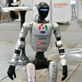 Humanoidni robot i robotski pas prikazali svoje pokrete na Novosadskom sajmu (FOTO)