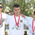 Triatlonci iz Leskovca zablistali na državnom pobedničkom postolju u duatlonu