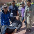 Maroko: Spasioci se utrkuju sa vremenom da bi došli do zarobljenih žrtava