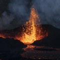 Hiljade ljudi evakuisane u Indoneziji zbog erupcije nekoliko vulkana