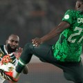Samjuel Eto nije imao razloga za slavlje, Nigerija je u četvrtfinalu akn-a