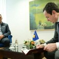 Nova sramota kurtijevog ministra: Pojavio se snimak - Radomirović sa sinom pokušava da vrbuje Srbe da odaju sunarodnike iz…