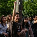 Balunović: Mladi na protestima neće prtljag generacija prije njih