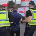 Uhapšen Britanac jer je rekao da voli slaninu