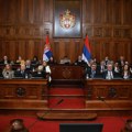 Skupština završila rad za danas: Opozicija tvrdi da vlast pravi „palicu za odmazdu“, SNS da novi zakoni štite Ustav