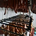 U Somboru uhapšena osoba osumnjičena da je proizvodila i prodavala škodljive proizvode od mesa