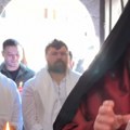 Američki pripadnici Kfora prešli u pravoslavlje, kršteni u manastiru Draganac (video)