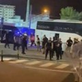 Pojavili se snimci opšteg haosa u Novom Pazaru: Navijači se posle utakmice sukobili sa policijom!