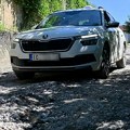 Decenijski problem bez rešenja: Meštani Tangove ulice traže pomoć vrha države (VIDEO)