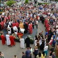 Grad mira, ljubavi i jedinstva: Bijeljina svečano proslavila krsnu slavu Svetog Pantelejmona