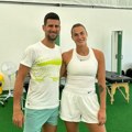 "Znam da ste očekivali Novaka, ali...": Sabalenka upala pre Đokovića na konferenciju i nasmejala novinare