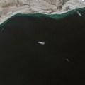 Američki brod pogođen raketom kod obala Jemena