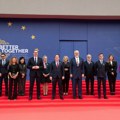 Vučić traži dnevne raporte na putu do milijarde evra EU