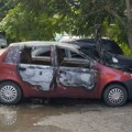(Foto) požar u centru Novog Sada Dva automobila nestala u plamenu