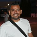 Versaće odelo, a tek da vidite mokasine Bora Santana stigao pre svih gostiju, ima tri razloga za slavlje (foto)
