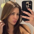 Само пешкир на Теи: Певачица провоцира у бруталном издању, а на лицу нема ни грам шминке