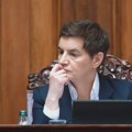 “Dinamikom Ane Brnabić i SNS revizija biračkog spiska biće gotova za 449 godina”: Ovako vlast izbegava da izbaci fantome i…