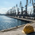 Ukrajina dnevno gubi oko 80 miliona dolara zbog zastoja u lukama