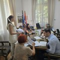 PAVLOVIĆ SA NIŠLIJAMA U GRADSKOJ KUĆI: Oko 200 građana traži rešenje za svoje probleme