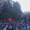 Skup studentskog pokreta pod nazivom “Čuvari domovine”: Kod Vukovog spomenika postavljeni štandovi, deli se promotivni…