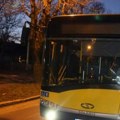 Vozili se u mrklom mraku po Beogradu: Snimak iz GSP-a šokirao sugrađane, možete li da pogodite liniju? (VIDEO)