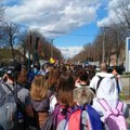 I studenti iz Leskovca krenuli na protest u Beograd