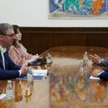 Vučić sa Trokazom: Veliku važnost pridajemo strateškoj saradnji i prijateljstvu sa Francuskom