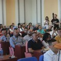 Sednica Skupštine Zaječara nije odmakla od prve tačke: Naprednjaci iza zatvorenih vrata protiv rudarenja, čeka se javno…