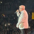 Rasta u prvom redu na koncertu Milančeta Radosavljevića: Čuveni pevač mu se javno obratio, a reper ustao i poklonio mu se…
