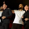 Potpuni trans na Jašarovom koncertu: Publika skandirala Ipčetovo ime, čovek se popeo na binu i zapevao