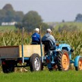 Pravo na subvencije uskoro će imati samo poljoprivrednici koji obrađuju svoje zemljište