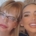 (Foto) Katarina Grujić pokazala majku: Mnogi su pomislili da su sestre: Evo šta je uradila za pevačicu što će večno da…