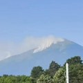 Detalji požara na rtnju: Gori nisko rastinje, vatrogasci na terenu (video)
