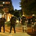 Полиција у Нишу штитила пешачке прелазе и приводила грађане