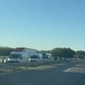 (Foto): "Ljudi moji, ja ovo nisam video nikad u životu!": Evo šta je juče napravilo nezapamćeni kolaps kod Velike Plane i…