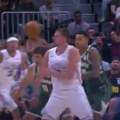VIDEO Remek-delo o kom bruji NBA: Pogledajte kako je Jokić izveo najbolju asistenciju u sezoni i to na koji način