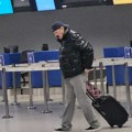 Jedan od najpoznatijih pevača (74) u regionu je dva puta izbačen iz škole: Žena ga ostavila nakon 20 godina braka i udala se…