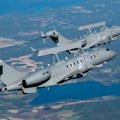 Kako je "Globalno oko" podelilo NATO savez? "To je samo karmin na svinji"