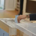 Kreni-Promeni: RIK zatvara glasačke kabine, ali ko sprečava fotografisanje listića?