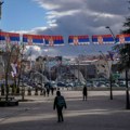 Ponovo se oglasile sirene u Severnoj Mitrovici: Specijalci bacali suzavac čak i na malu decu?