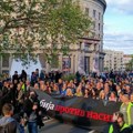 "Srbija protiv nasilja" u kafani! DS-ovac privatizovao protest i smestio ga u svoj ugostiteljski objekat (foto)