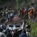 Više od 50 mrtvih u klizištima na indijskim Himalajima: Kuće sravnjene u odronima, ljudi zarobljeni ispod ruševina FOTO
