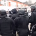 Stižu kurtijevi specijalci Priština poslala policijske snage na administrativne prelaze ka Srbiji