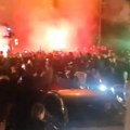 Od 20 na SK3: Atina „gori“, hiljade ljudi na ulicama (VIDEO)